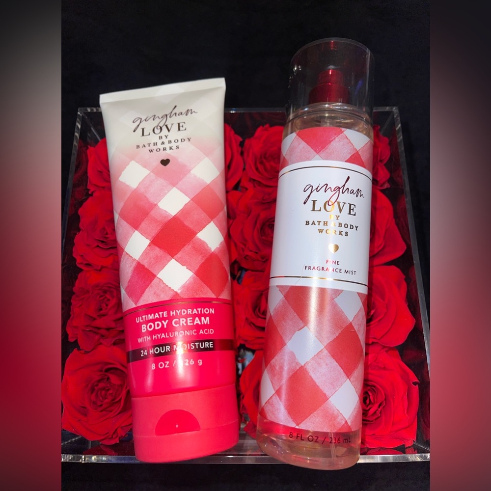 Bath & Bodyworks Gingham Love fragrance mist & Lotion set 8 Fl Oz